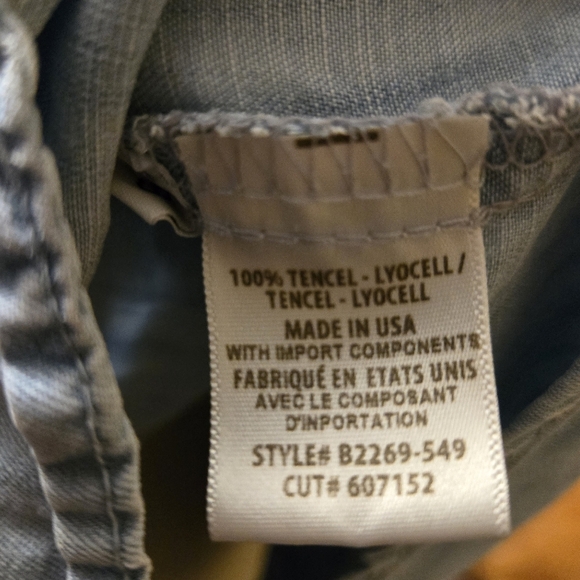 Bella Dahl Button Down Shirt With Open Back Size Small - Picture 9 of 12